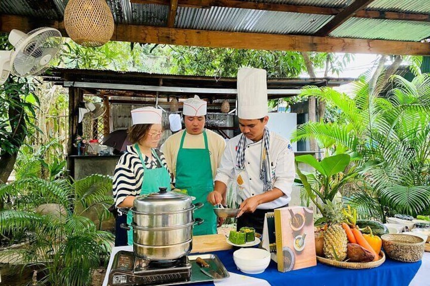 Cooking Class and Local Market Tour 