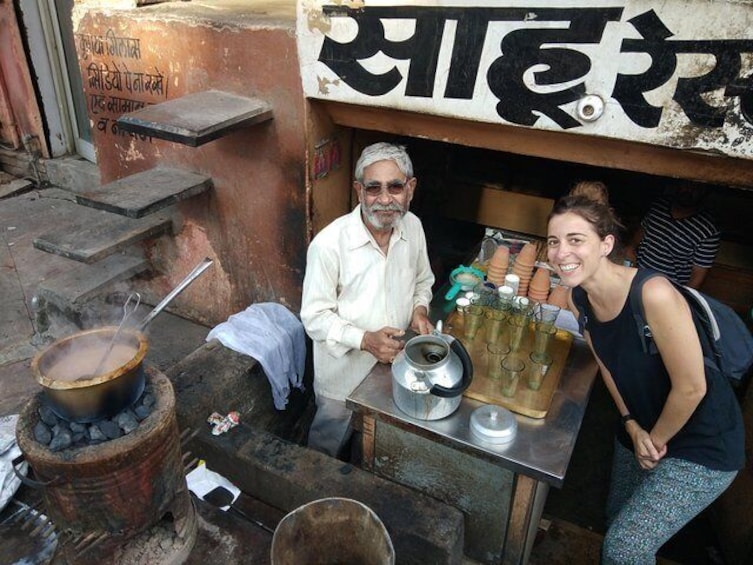 Small-Group Early Morning Pink City Bike Tour