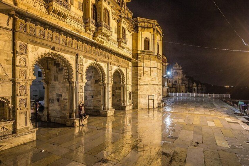 Gangaur Ghar at Night | Nomadic tours | Walking tour in Udaipur