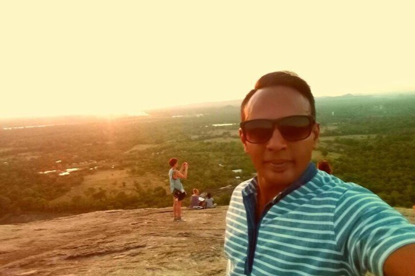 Spendig beautifull evening in top of Pidurangala,sigiriya view rock with Anna cheung from Hong-Kong
