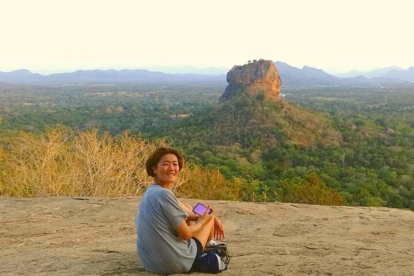 Spendig beautifull evening in top of Pidurangala,sigiriya view rock with Anna cheung from Hong-Kong 