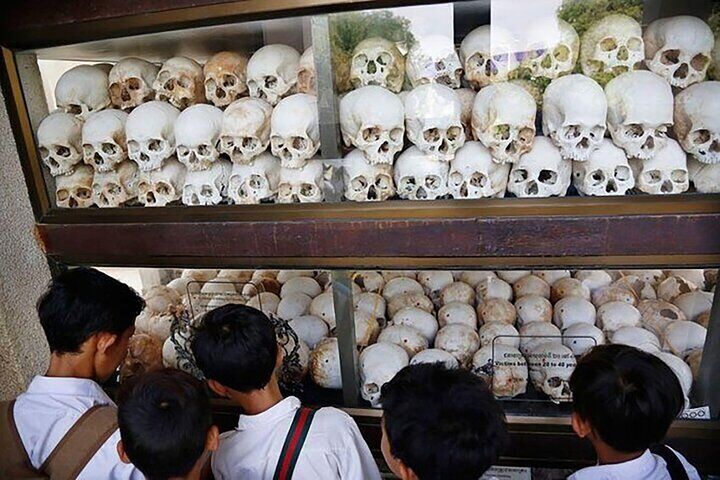 Killing field and Toul Sleng genocide museum Tour