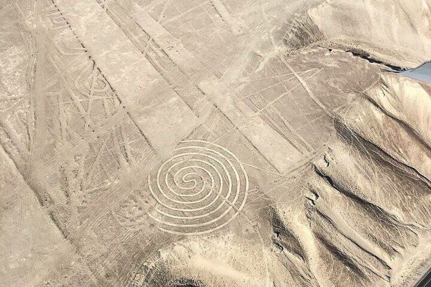 The Nazca Lines & Huacachina Oasis & Sandboarding - from Lima (Small Group)