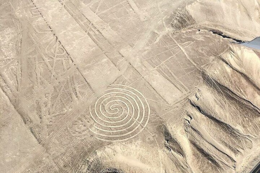 The Nazca Lines & Huacachina Oasis & Sandboarding - from Lima (Small Group)