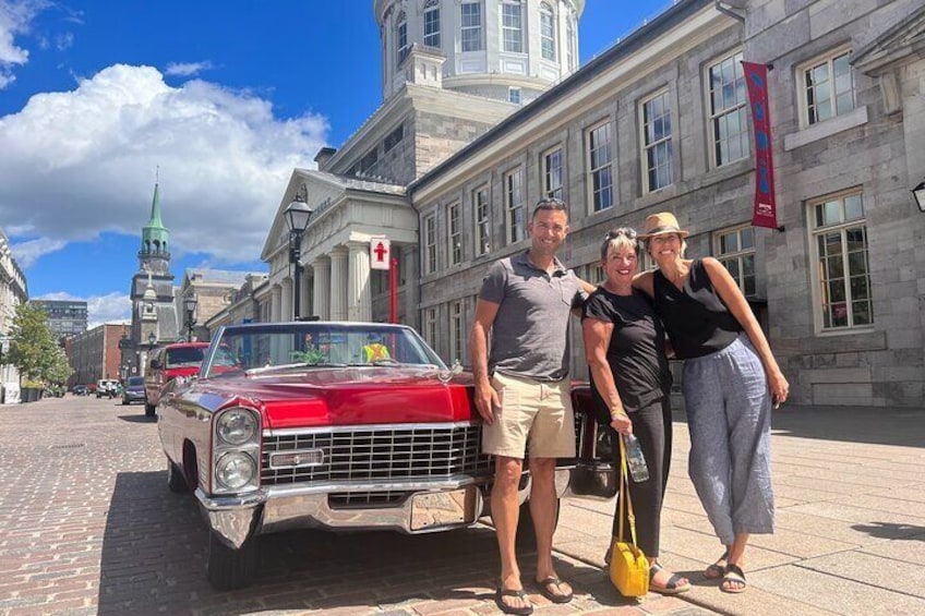 1 Hour Tour of Old-Montreal in Vintage Convertible Cadillac