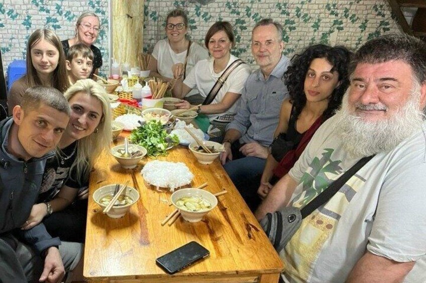 Private Hanoi Street Food Walking Sightseeing Tour