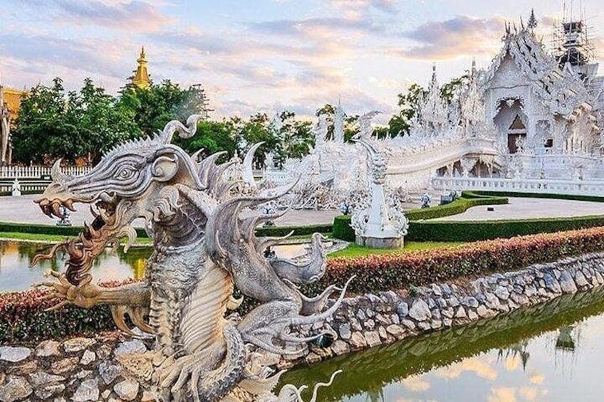 From Chiang Mai: White Temple & Golden Triangle Day Trip