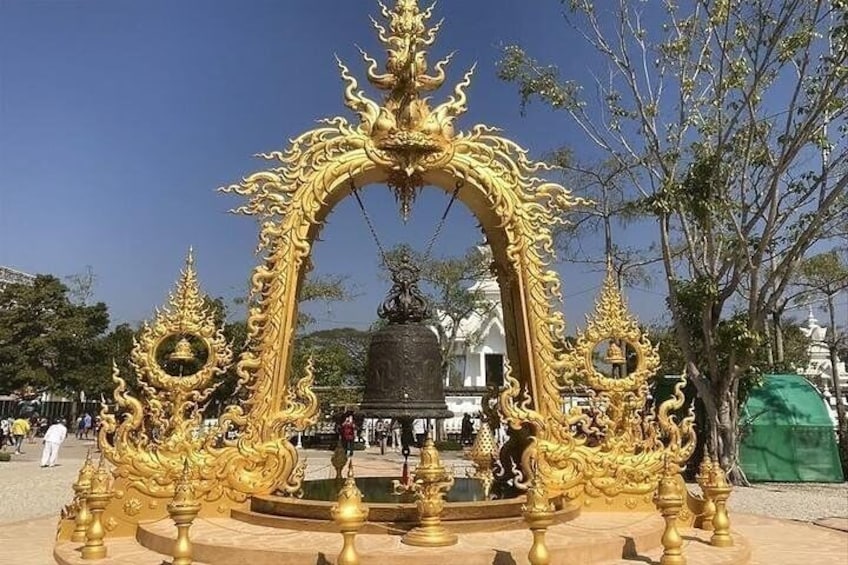 From Chiang Mai: White Temple & Golden Triangle Day Trip