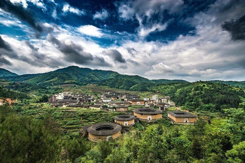 Tour Guide and Car: Private Day Tour to Chuxi Tulou from Xiamen