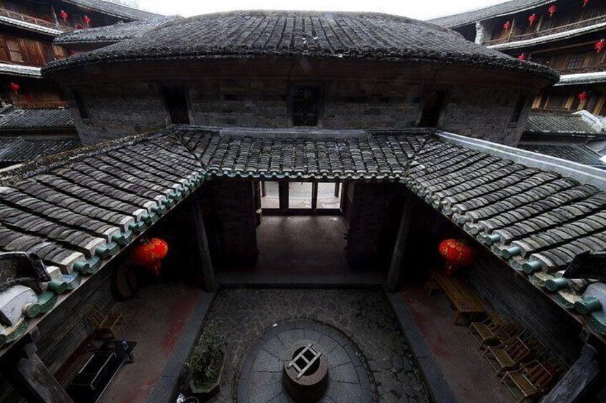 Tour Guide and Car: Private Day Tour to Hongkeng Tulou and Gaobei Tulou