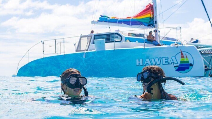Waikiki Turtle Snorkel & Sail combo on Hawea Catamaran