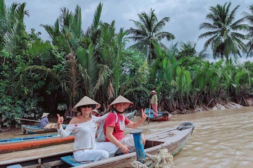 Cu Chi Tunnels and Mekong Delta VIP Tour by Limousine