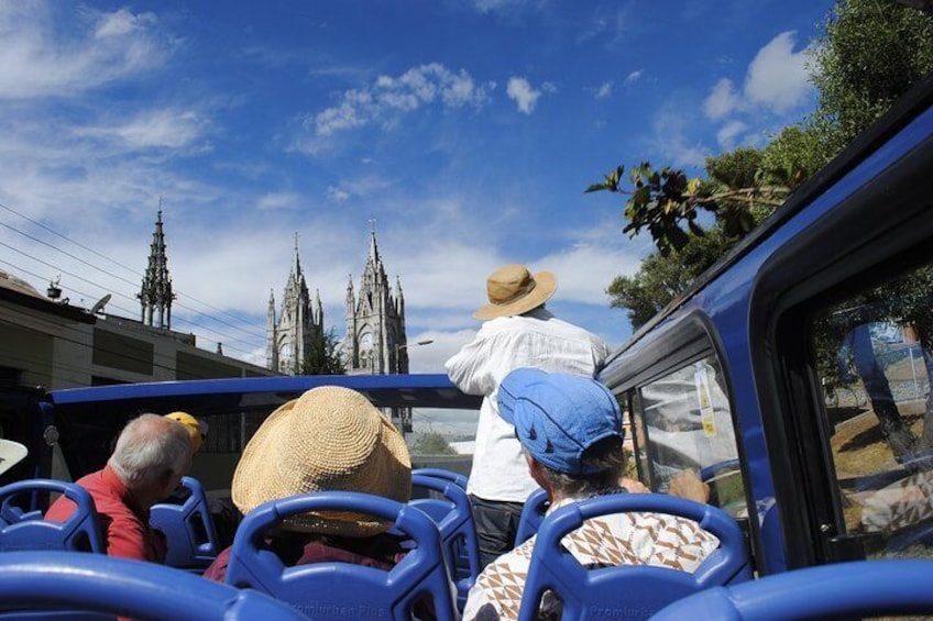 Quito Tour Bus - Double Decker Bus