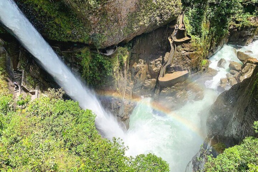 Devil´s Cauldron, Baños