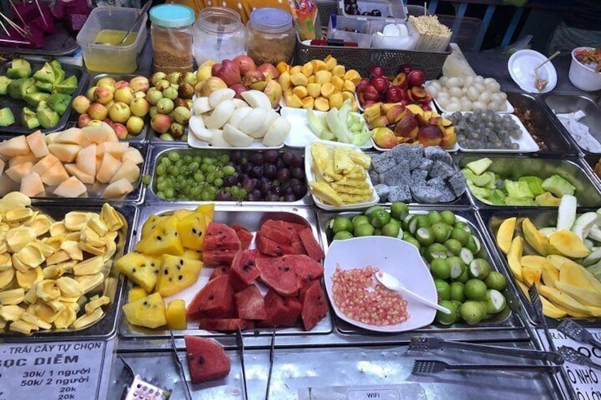 Saigon local street food-tasting tour