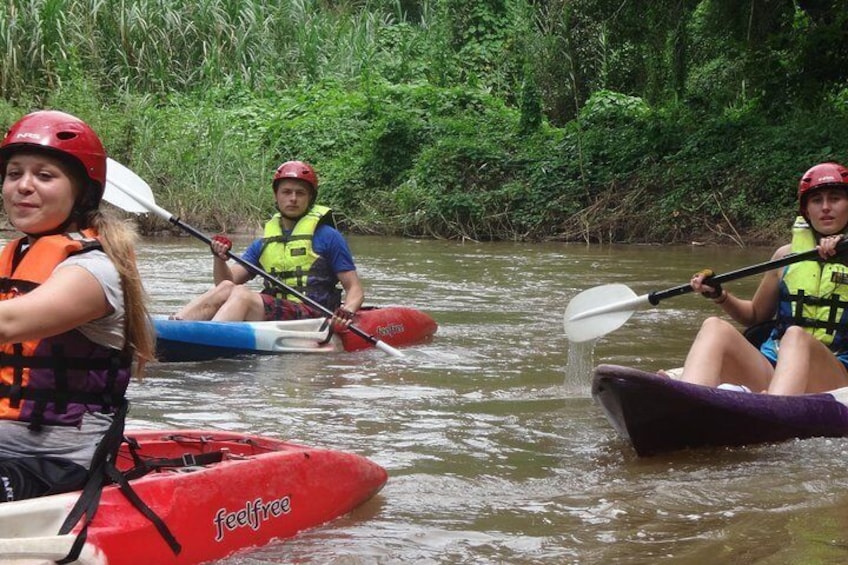 Full-Day Chiang Dao Kayaking, Caving, and Jungle Tour from Chiang Mai