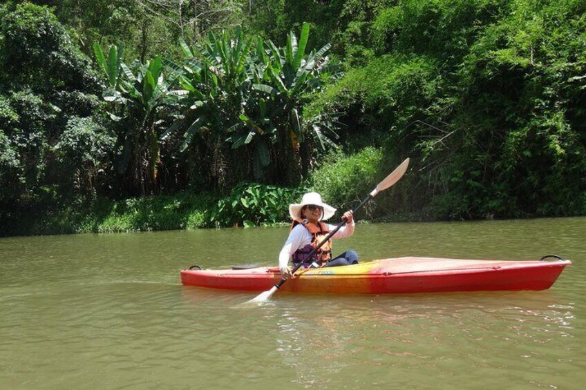 Leisure River Kayaking into the Mae Taeng Jungle 