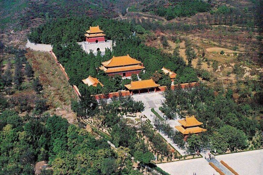 All Inclusive Private Beijing Tour: Ming Tombs, Sacred Way and Summer Palace