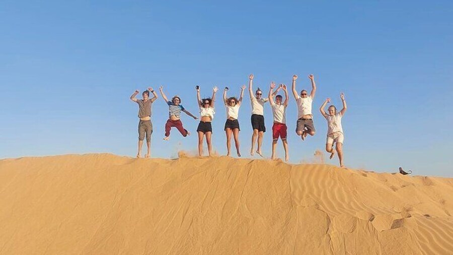 The group Desert Sunset Tour