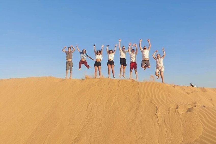 The group Desert Sunset Tour