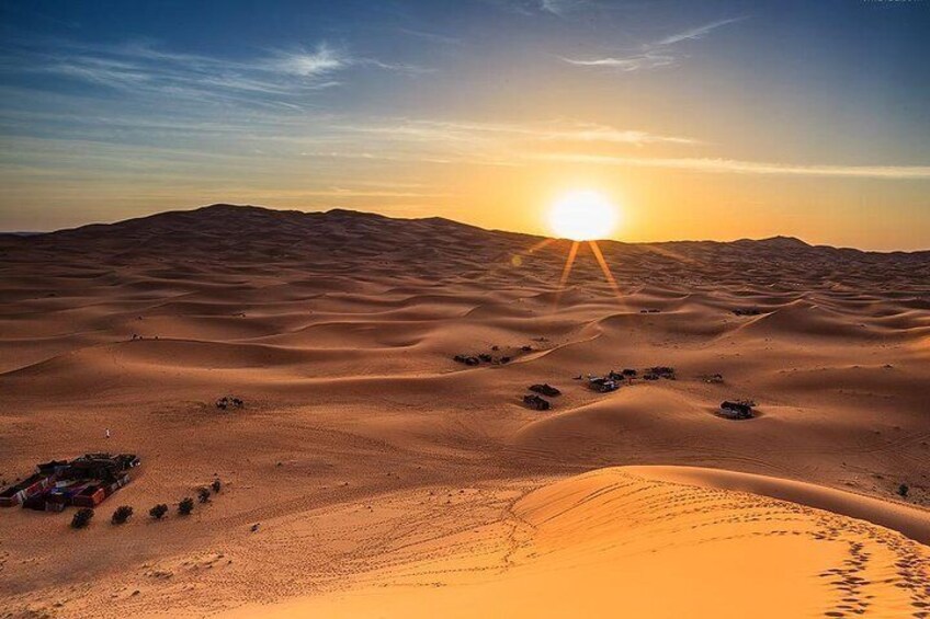 Liwa Desert Safari World's Largest Unbroken Stretch of Sand