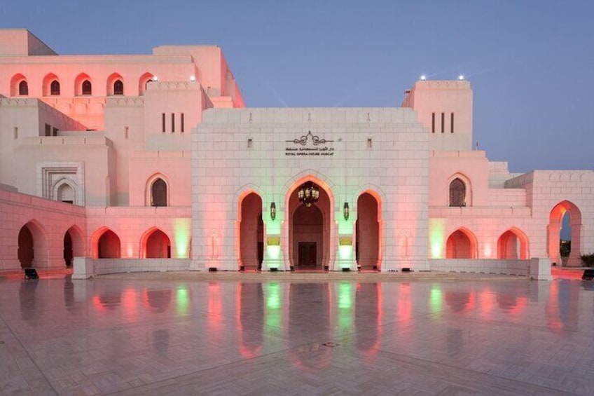 Evening Muscat Group Tour with dinner