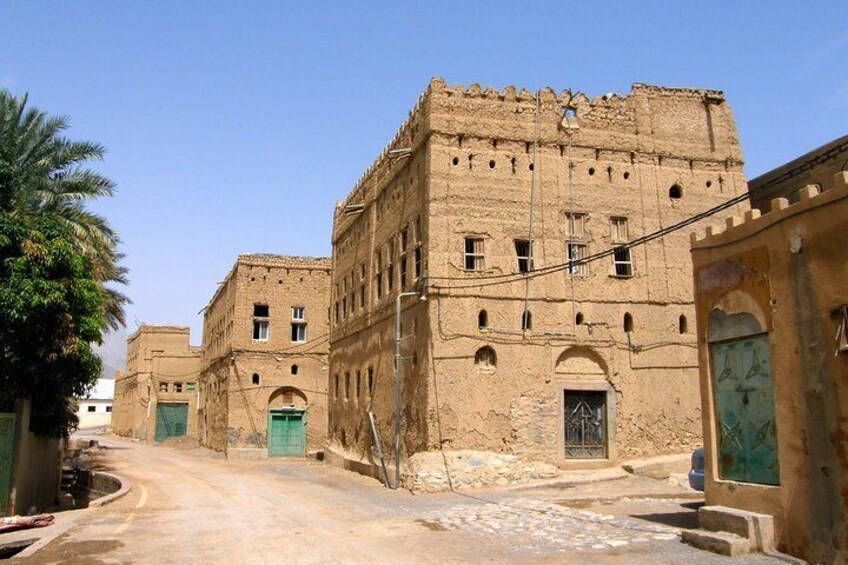 Oman day tours , Nizwa day trip 