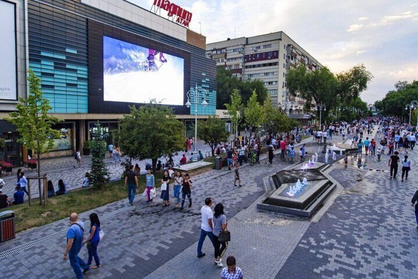 Almaty Walking Tour: 9 Must-See Sights in a Small Group