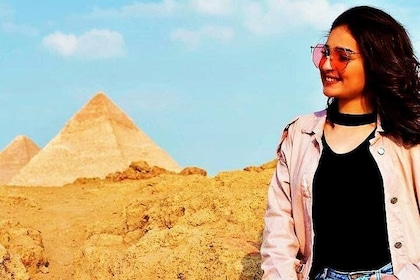 Excursión privada de un día con guía a las Pirámides de Guiza, Museo Egipci...