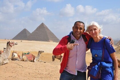 Visite guidée d'une demi-journée à la découverte des pyramides de Gizeh ave...