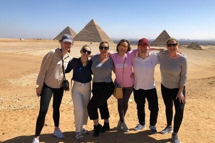 All inclusive private Trip Giza PyramidsSphinx ,Camel, Vip Lunch