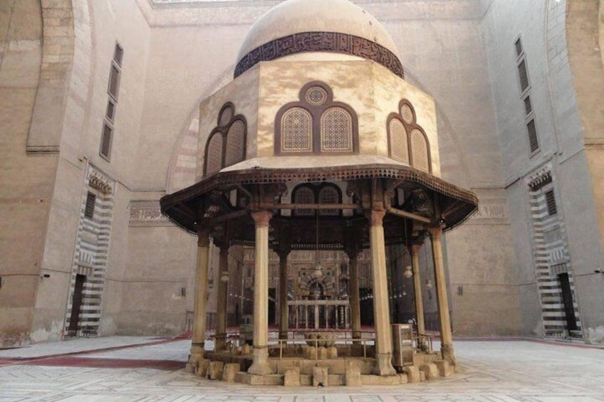 Private Islamic and Christian Cairo Day Tour