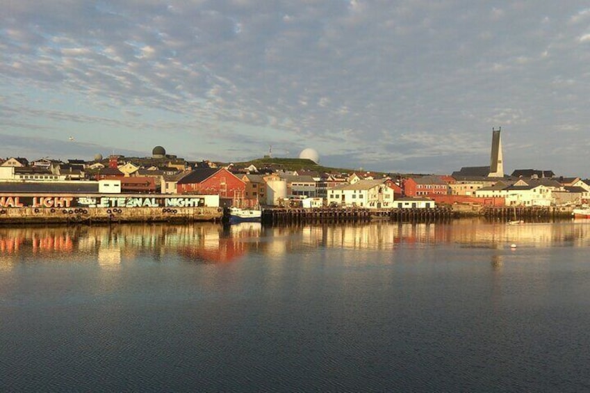 Vardø: A Self-Guided Walking Tour of Pomors, Radars & Witches