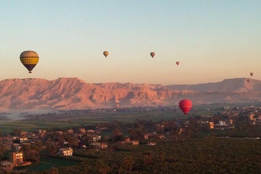 Hot Air Balloons Ride Luxor, Egypt