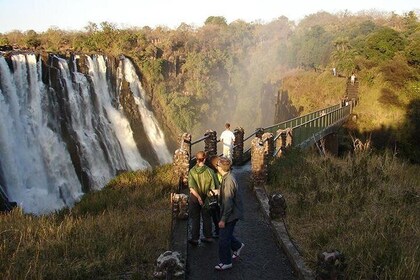 Victoria Falls Tours- ( Zambia & Zimbabwe)