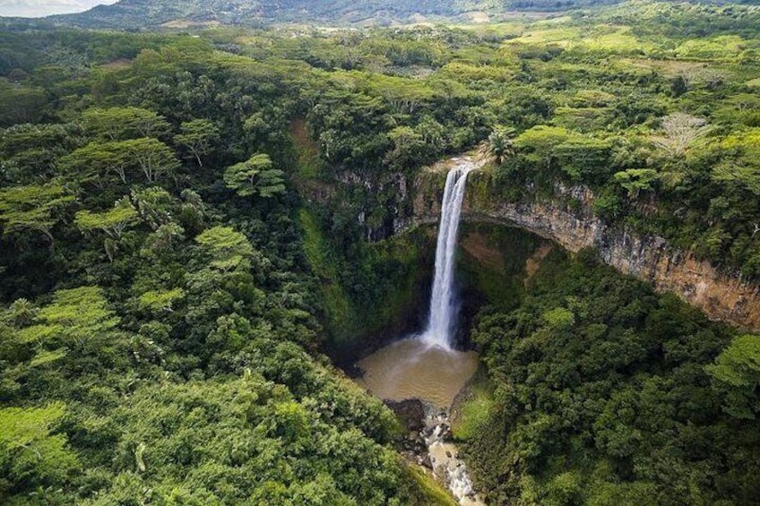 Chamarel waterfall.