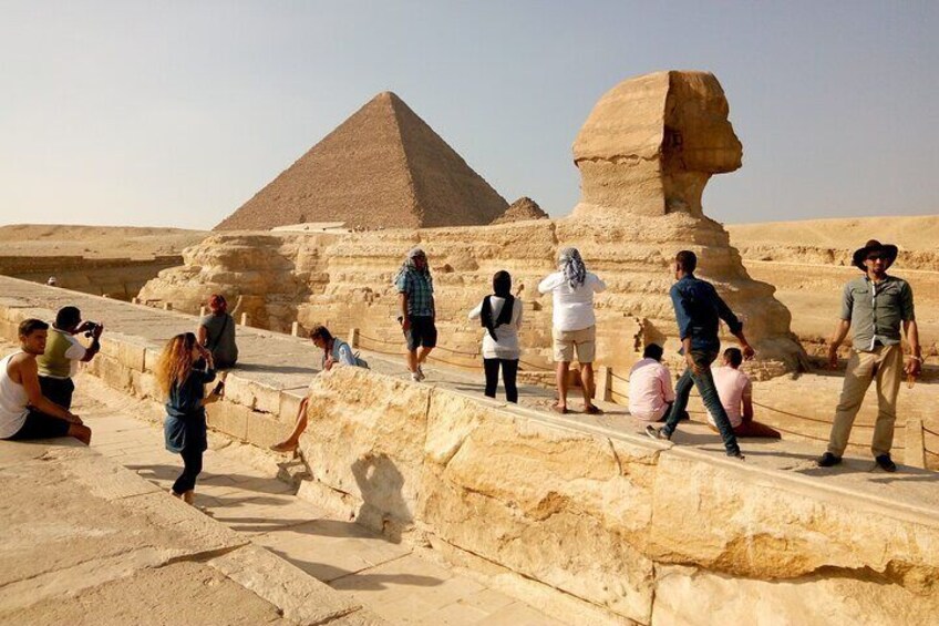 Private Day Tour to Giza Pyramids Sphinx Memphis Saqqara and Dahshur Pyramids