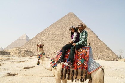 Excursion privée d'une journée aux pyramides de Gizeh Sphinx Memphis Saqqar...