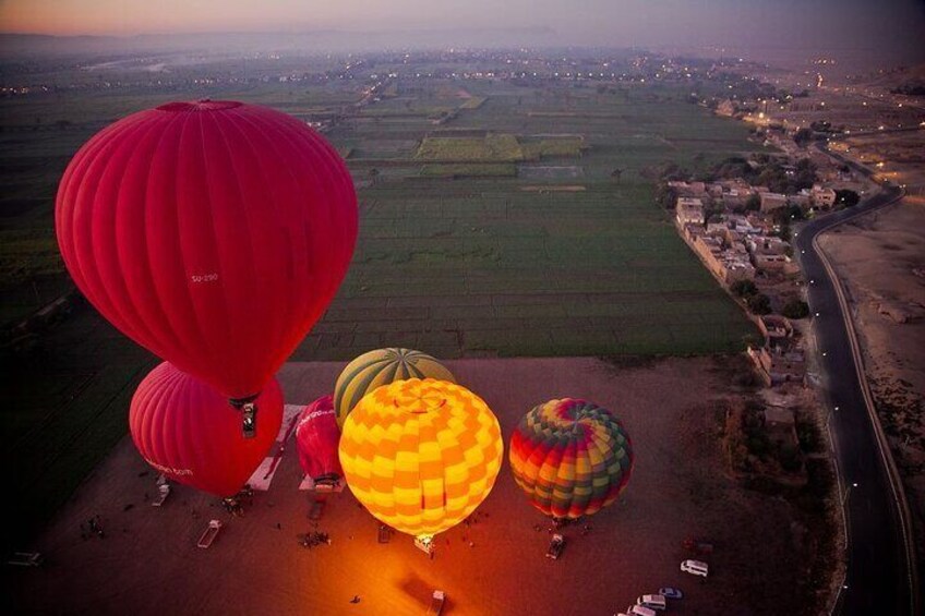 4 nights Luxor and Aswan Nile Cruise including Abu Simbel,Air Balloon From Luxor