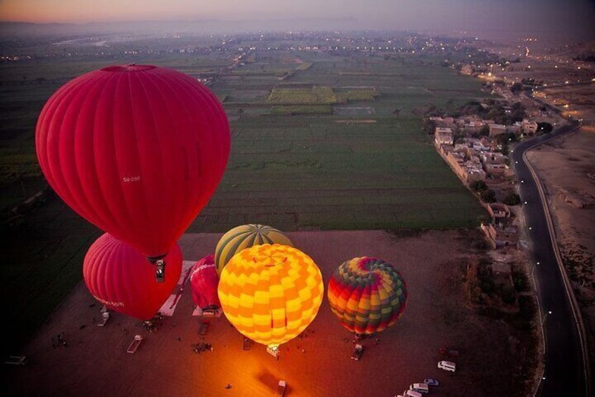 4 nights Luxor and Aswan Nile Cruise including Abu Simbel,Air Balloon From Luxor