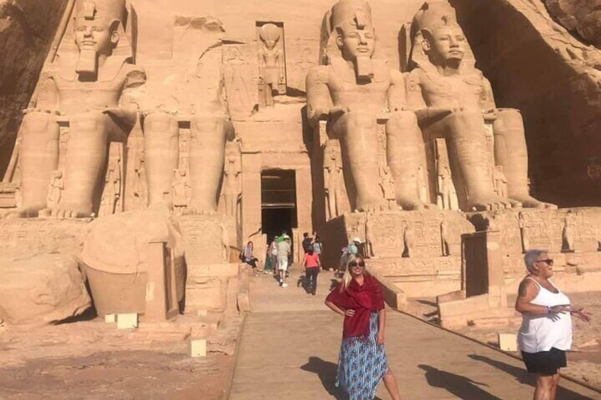 4 nights Luxor and Aswan Nile Cruise including Abu Simbel,Air Balloon From Luxor