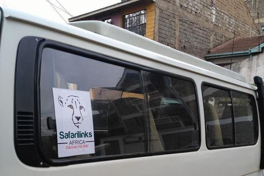 Safari / Tour van van