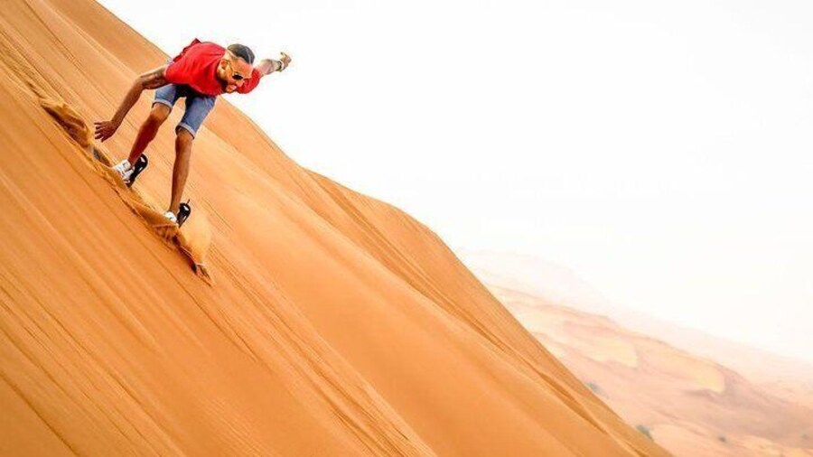 Abu Dhabi 30 minutes Quad Bike Self-drive with Sunset Desert Safari