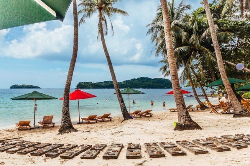 Small-Group and optional Cable Car Premium Snorkeling By Speedboat