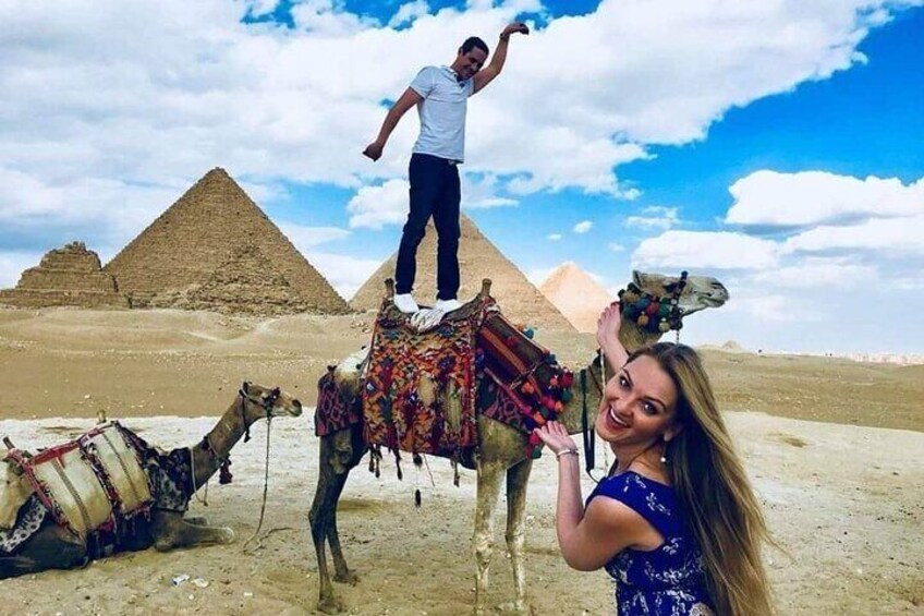 Private Half Day Tour to Giza Pyramids with Camel Ride, Lunch, Entrance fees