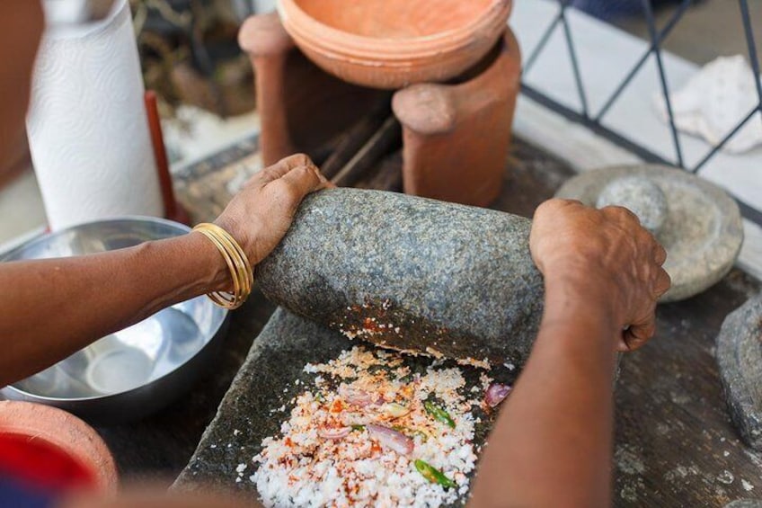 Old fashioned method of making Coconut "Pol" Sambal