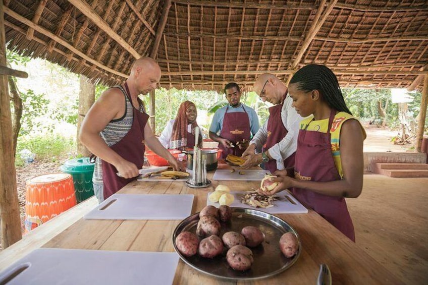 Kidichi Kitchen: Zanzibar`s Finest `Mtaa` Culinary Experience 