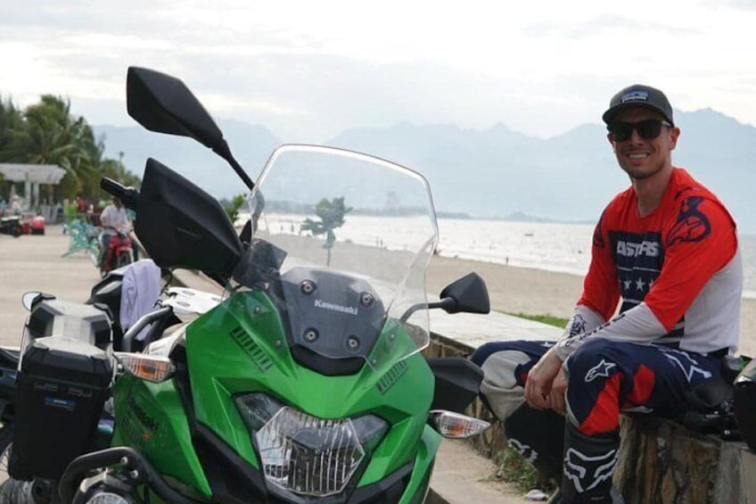 Full-Day Private Motorbike Tour in Hai Van Pass with Lunch