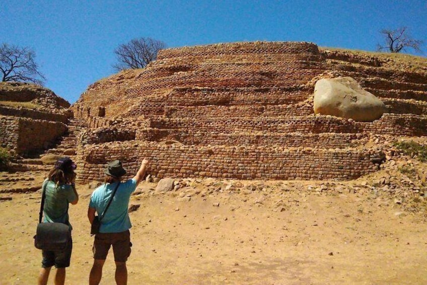 Bulawayo’s Khami Ruin Historic Tour 