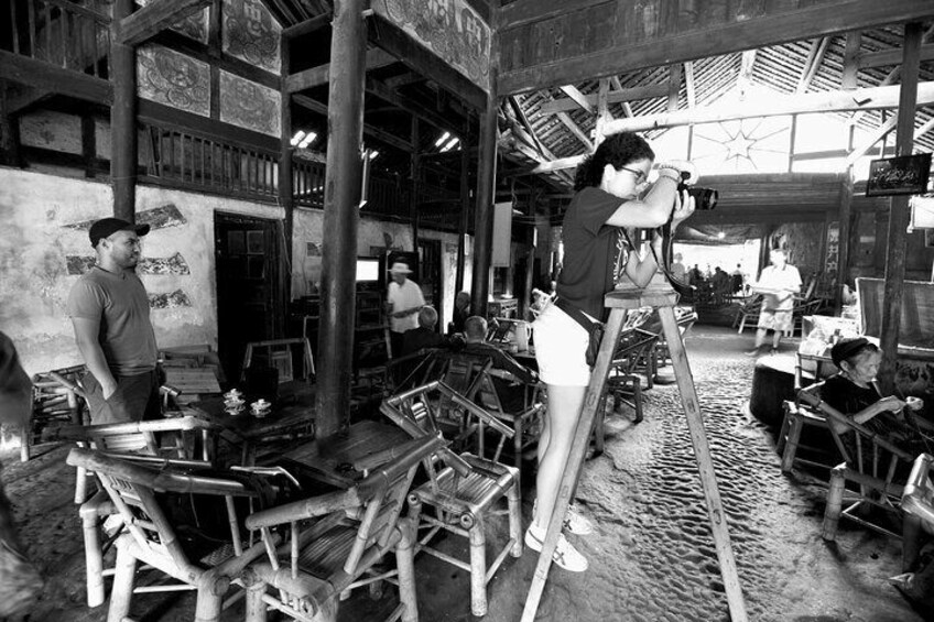 Leshan Buddha+Authentic Tea House or Huanglongxi Old Town